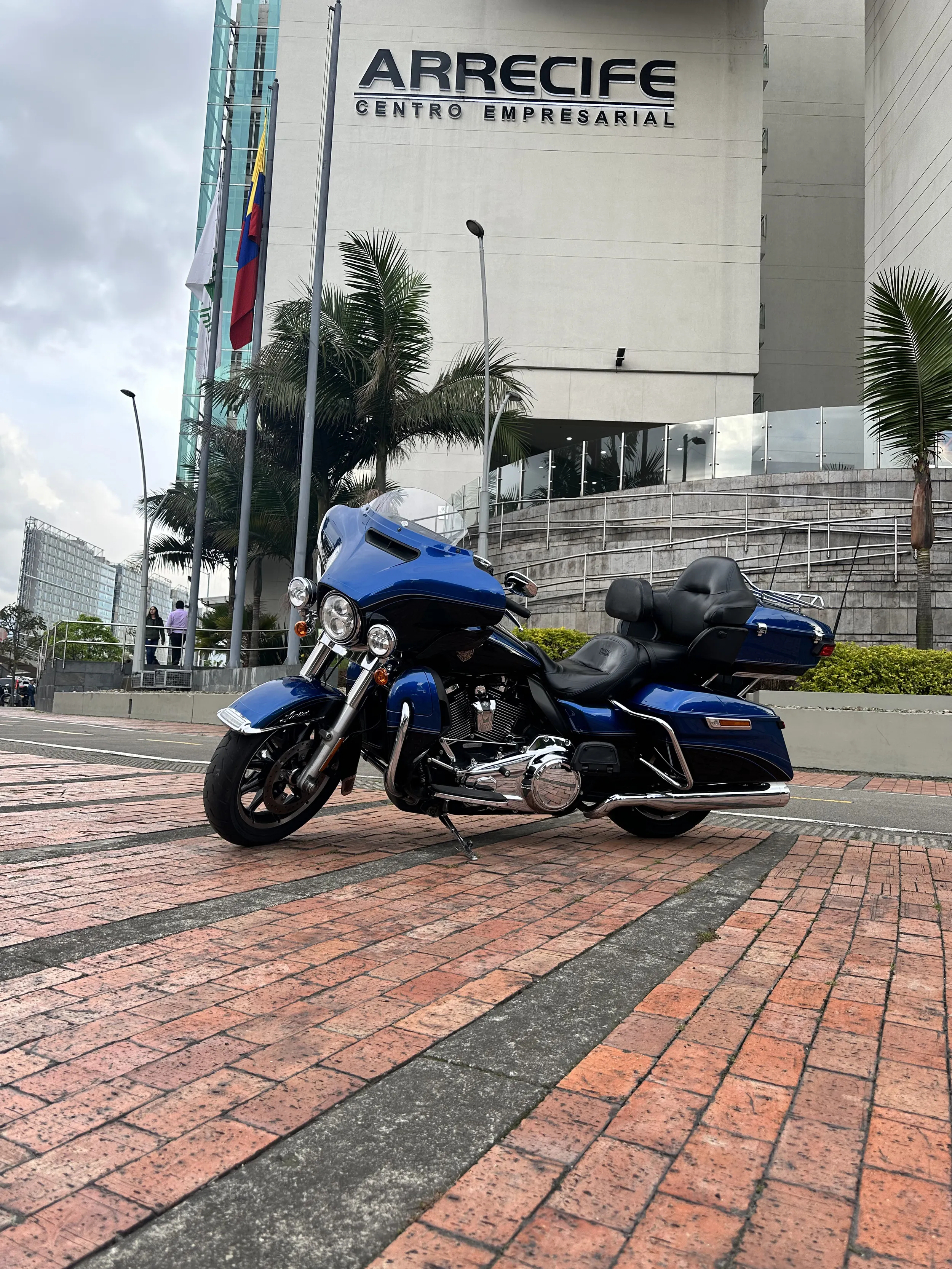 HARLEY DAVIDSON ULTRA LIMITED FLHTKANV 2018