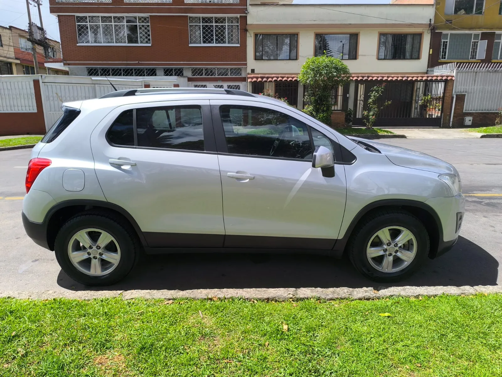 CHEVROLET TRACKER LS 2016