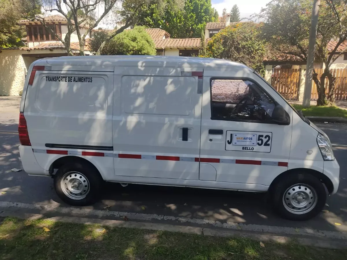 CHEVROLET VAN N300 CARGO PLUS 2021