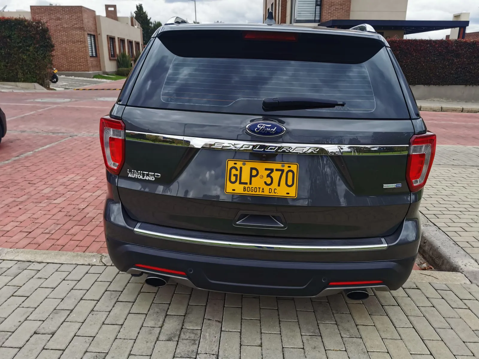 FORD EXPLORER 2019