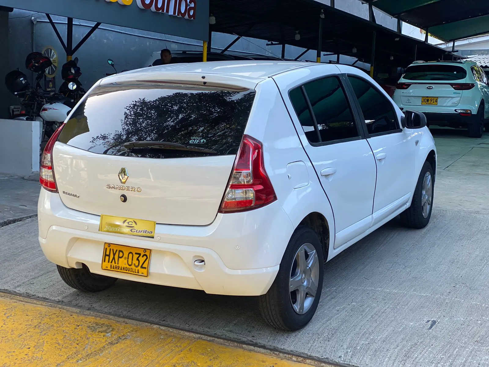 RENAULT SANDERO 2015