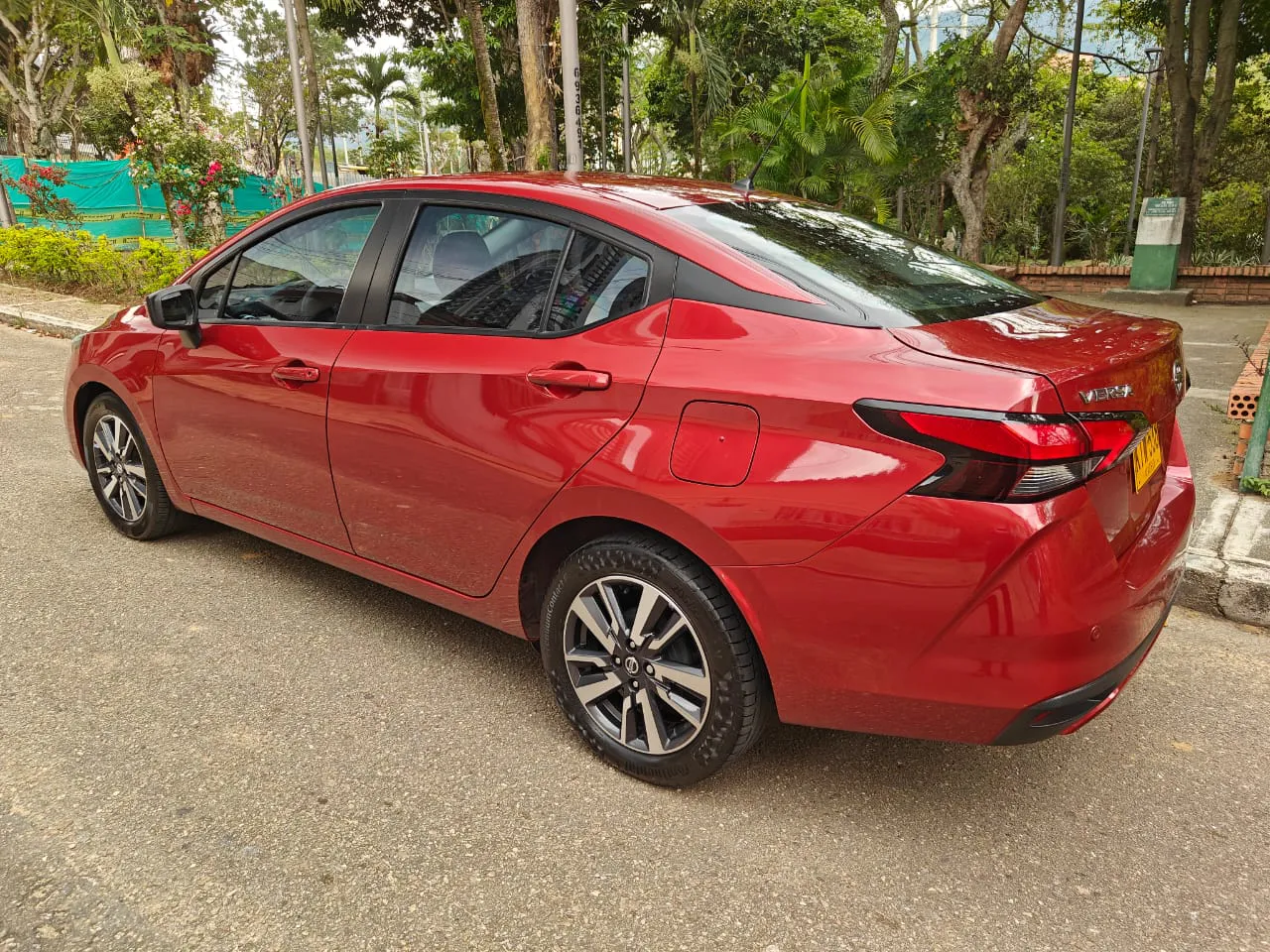 NISSAN VERSA ADVANCE 2022