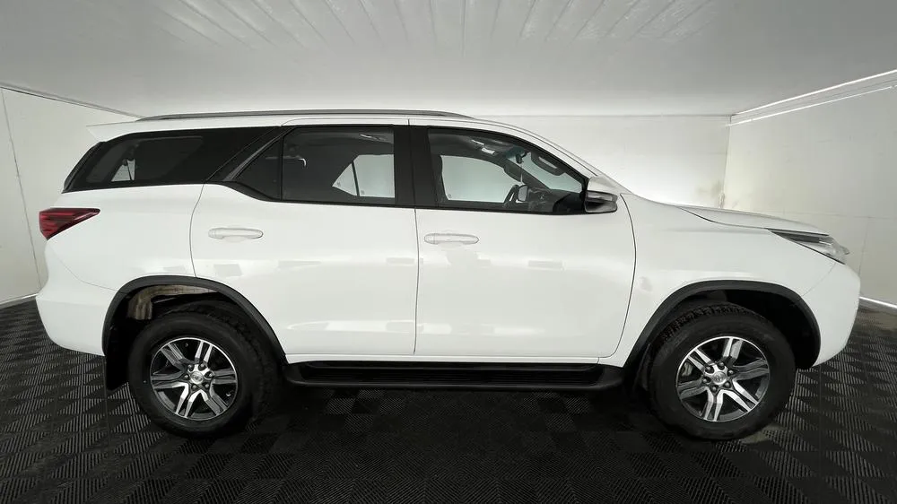 TOYOTA FORTUNER [2] 2.4L STREET 2020