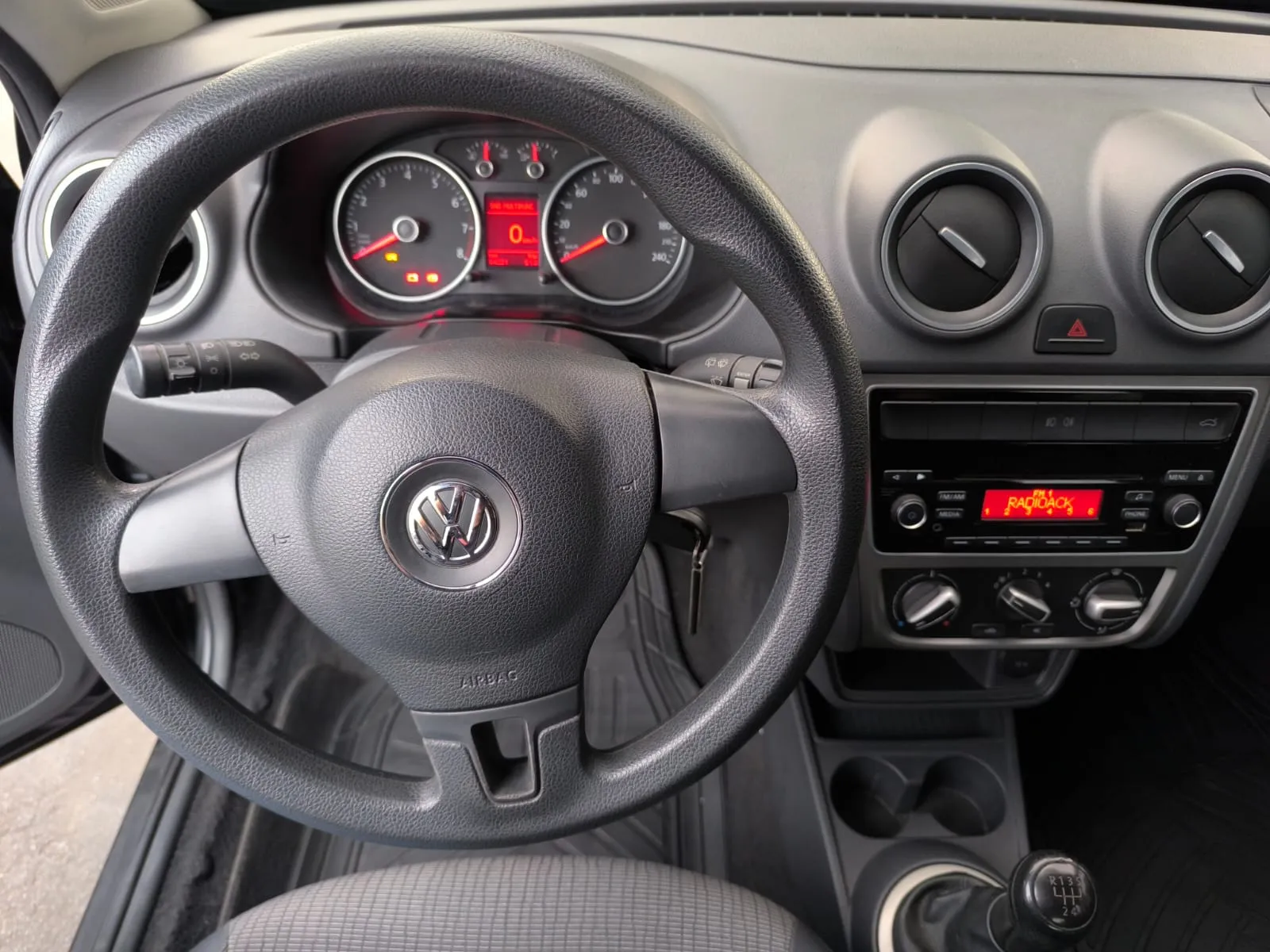 VOLKSWAGEN GOL 2013