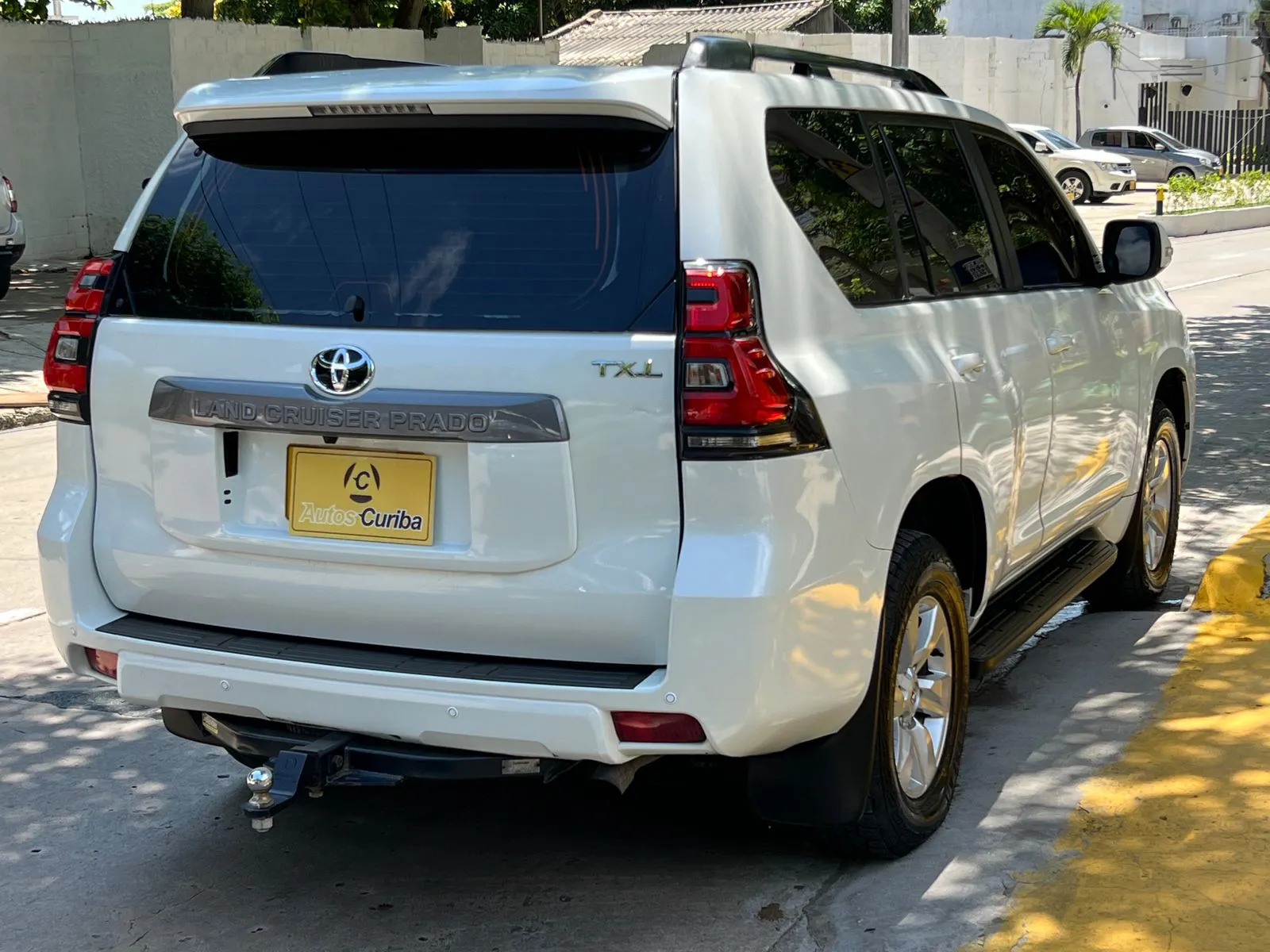 TOYOTA PRADO 2015