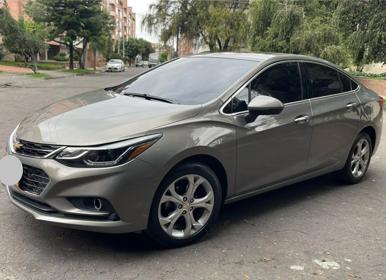 CHEVROLET CRUZE 2017