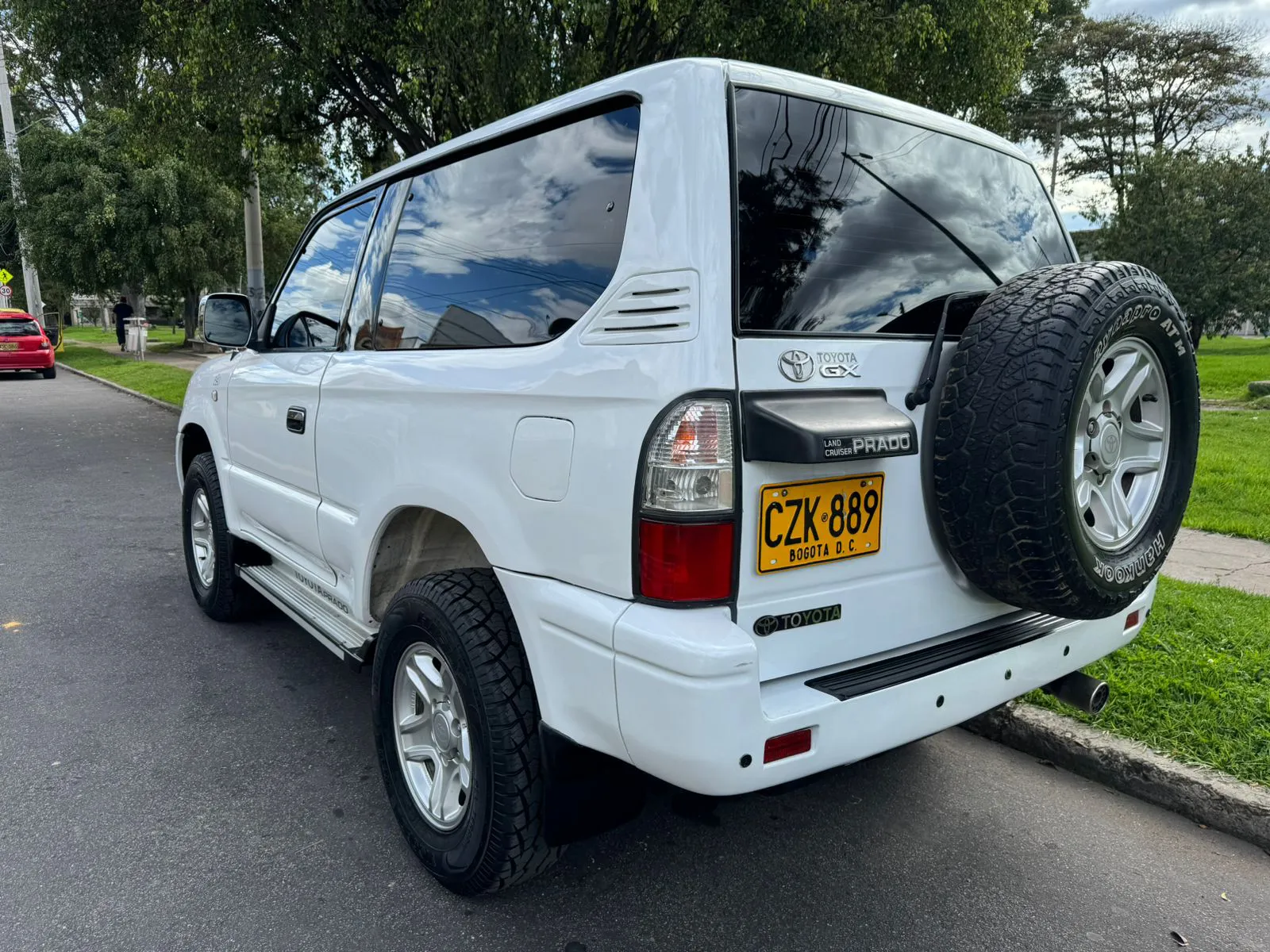 TOYOTA PRADO [LC 90] SUMO 2009