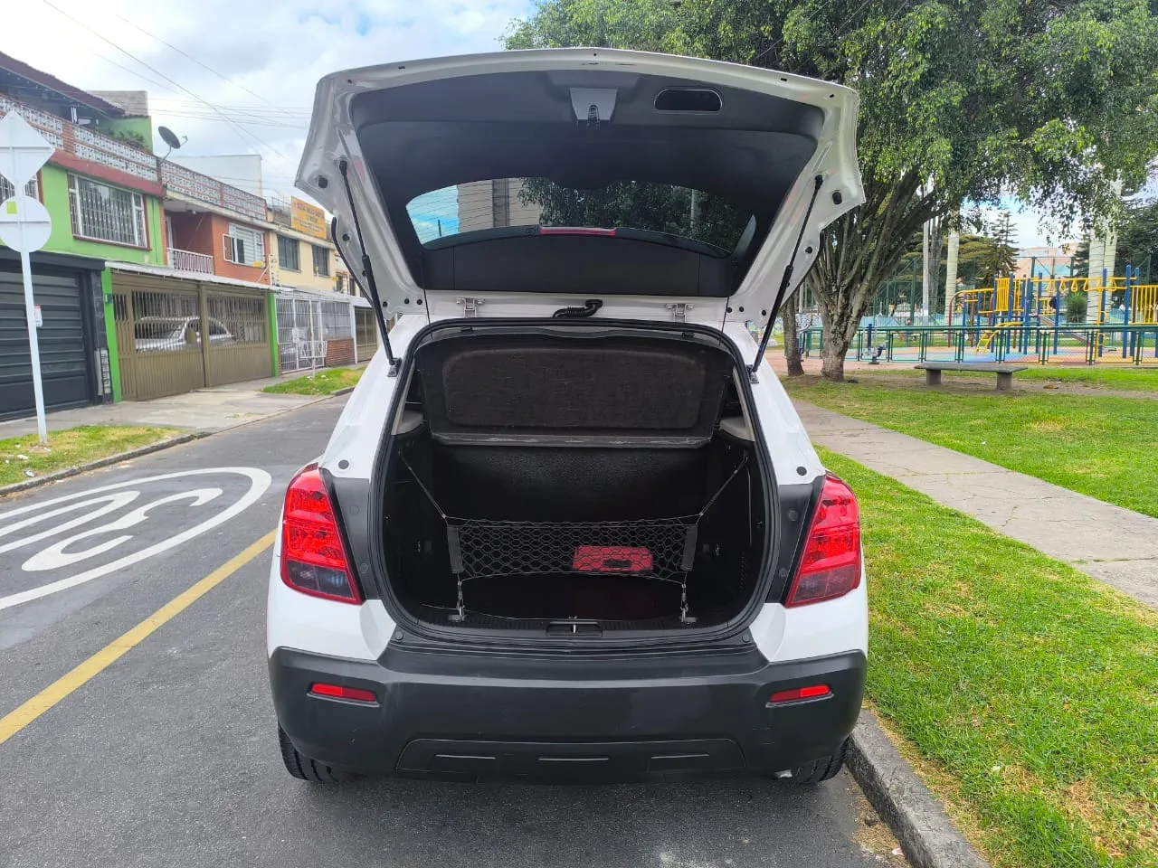 CHEVROLET TRACKER LS 2015