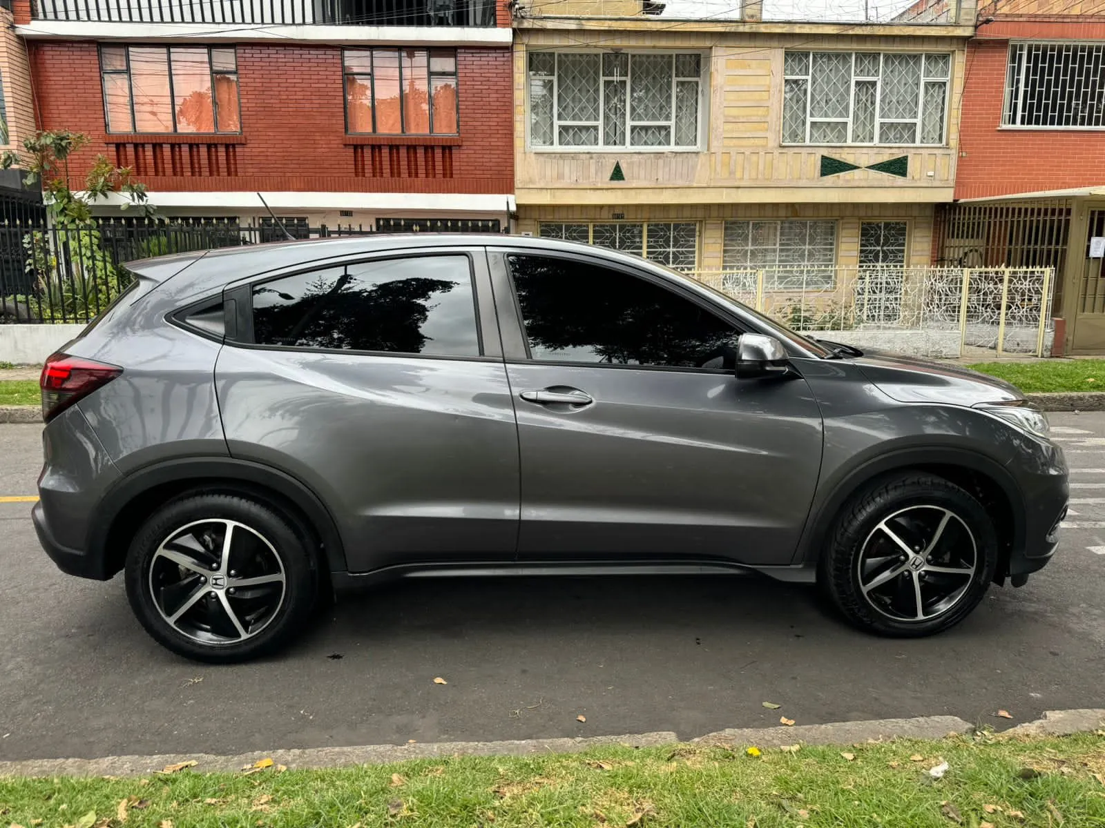 HONDA HRV [FL] LX 2020