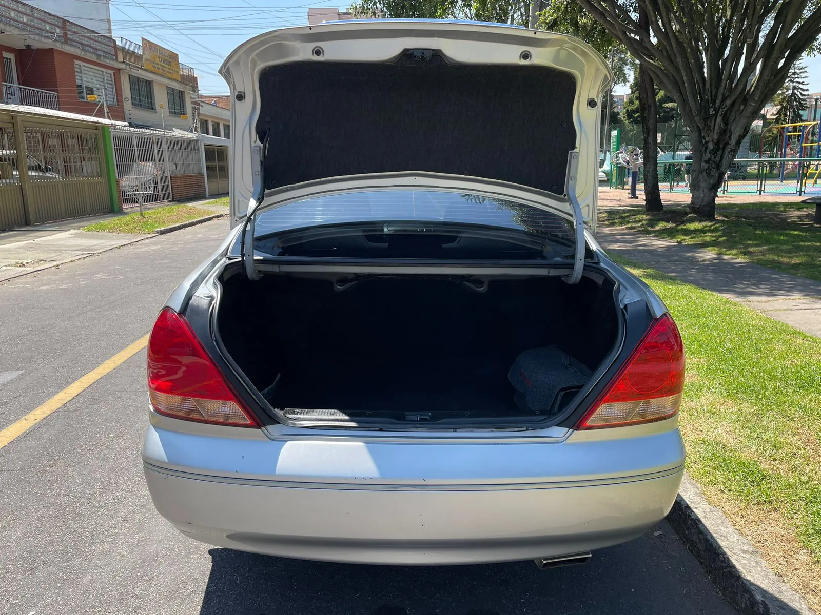 NISSAN ALMERA LX 2007