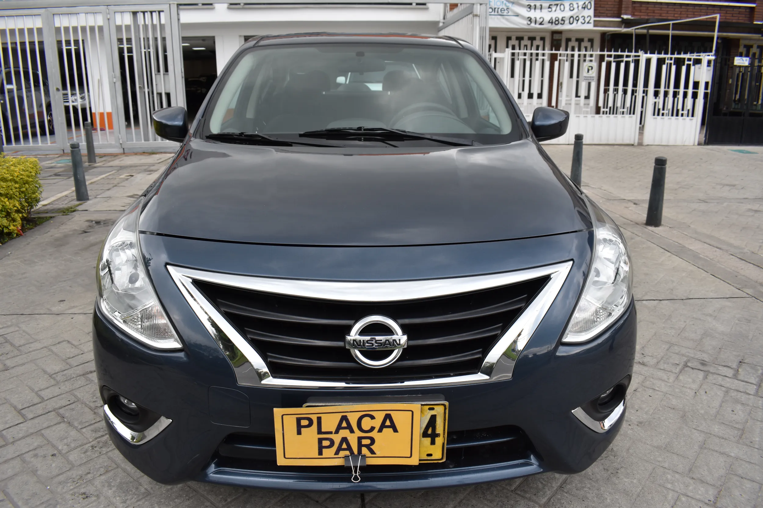 NISSAN VERSA 2016