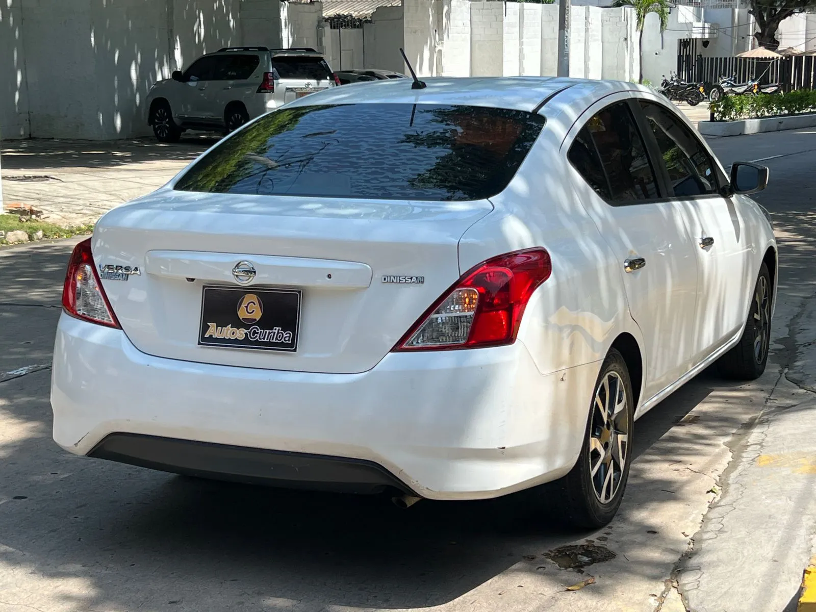 NISSAN VERSA 2019