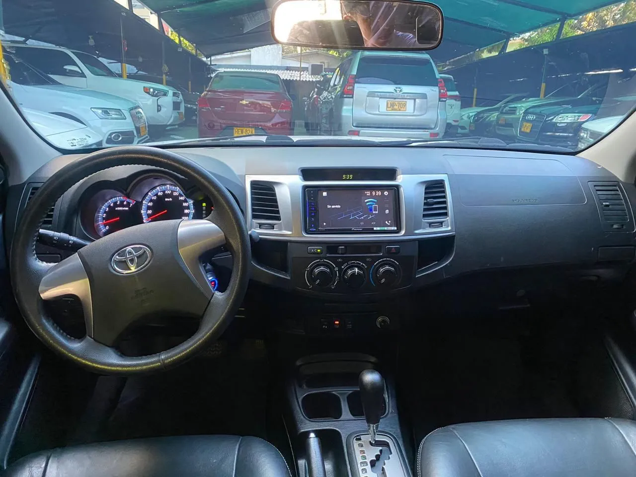 TOYOTA FORTUNER 2015