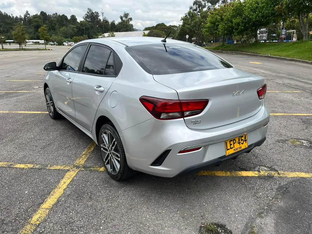 KIA RIO VIBRANT [FL] 2023