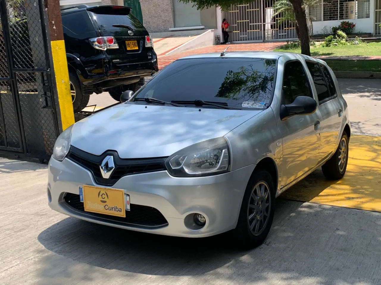 RENAULT CLIO 2016