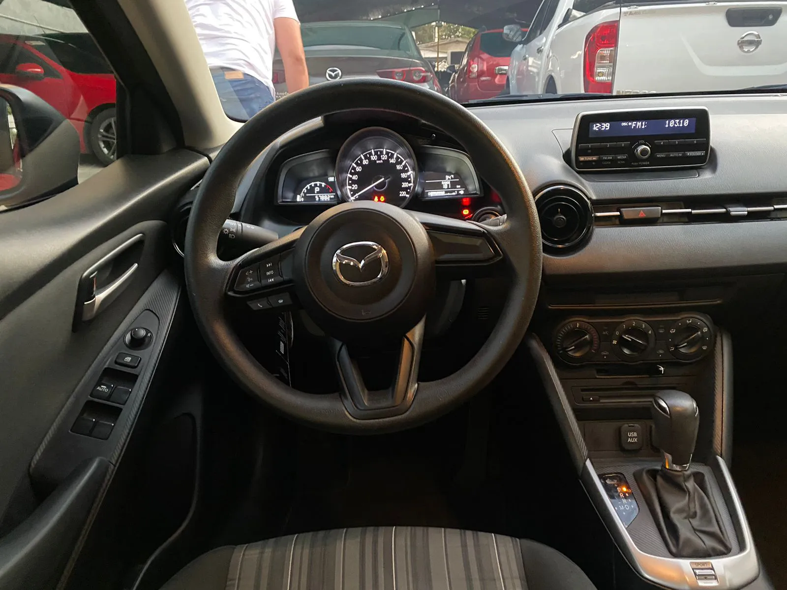 MAZDA 2 2019