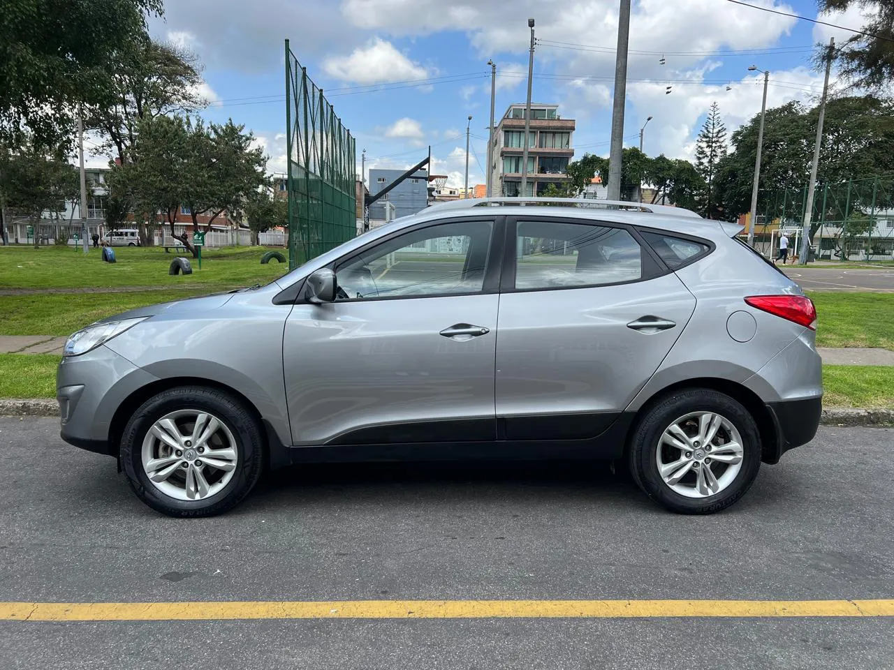 HYUNDAI Tucson 2012