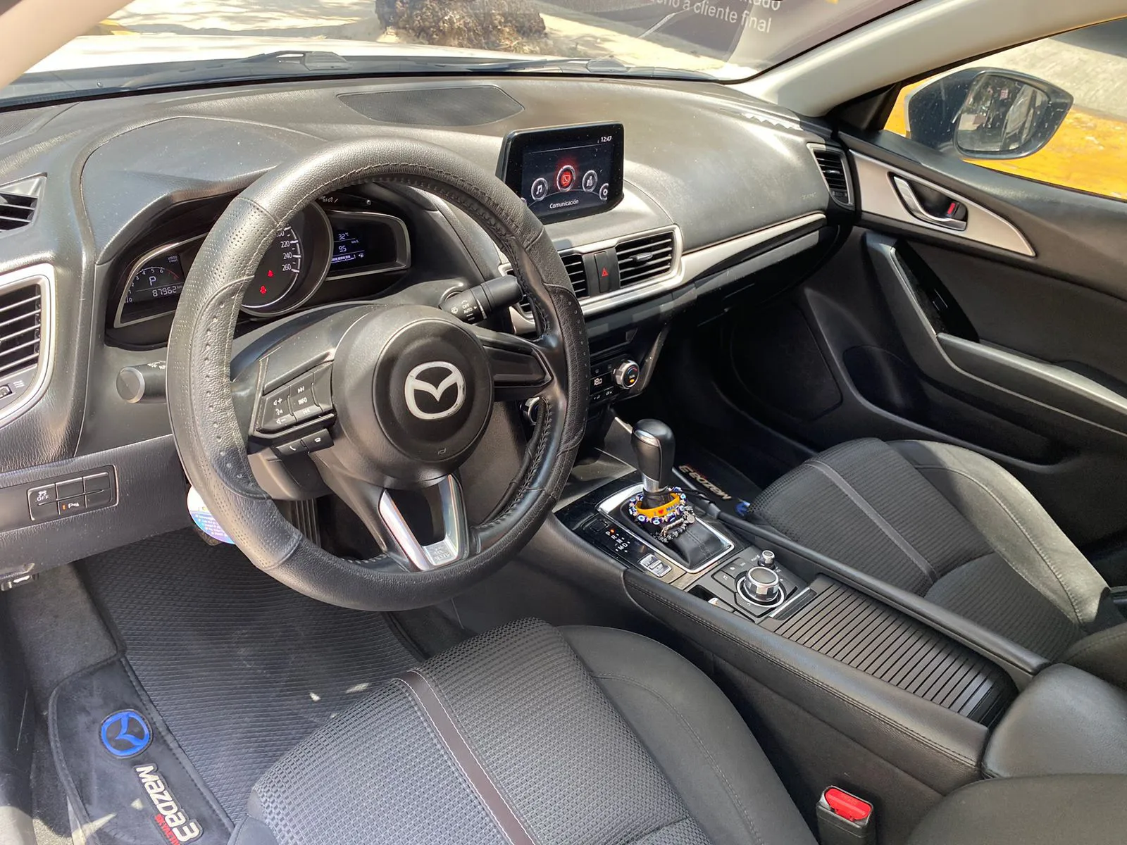 MAZDA 3 2018