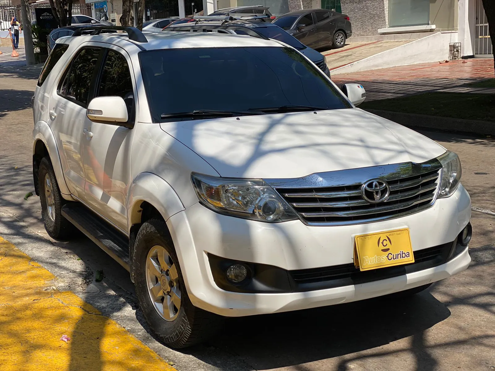 TOYOTA FORTUNER 2015