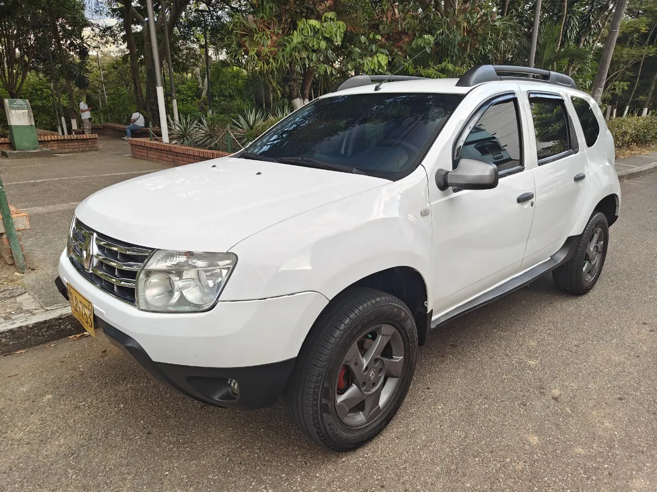 RENAULT DUSTER EXPRESSION 2015