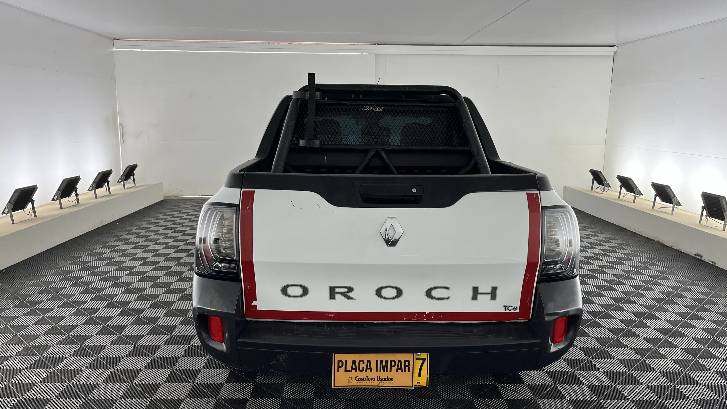 RENAULT OROCH [FL] CARGO 2023