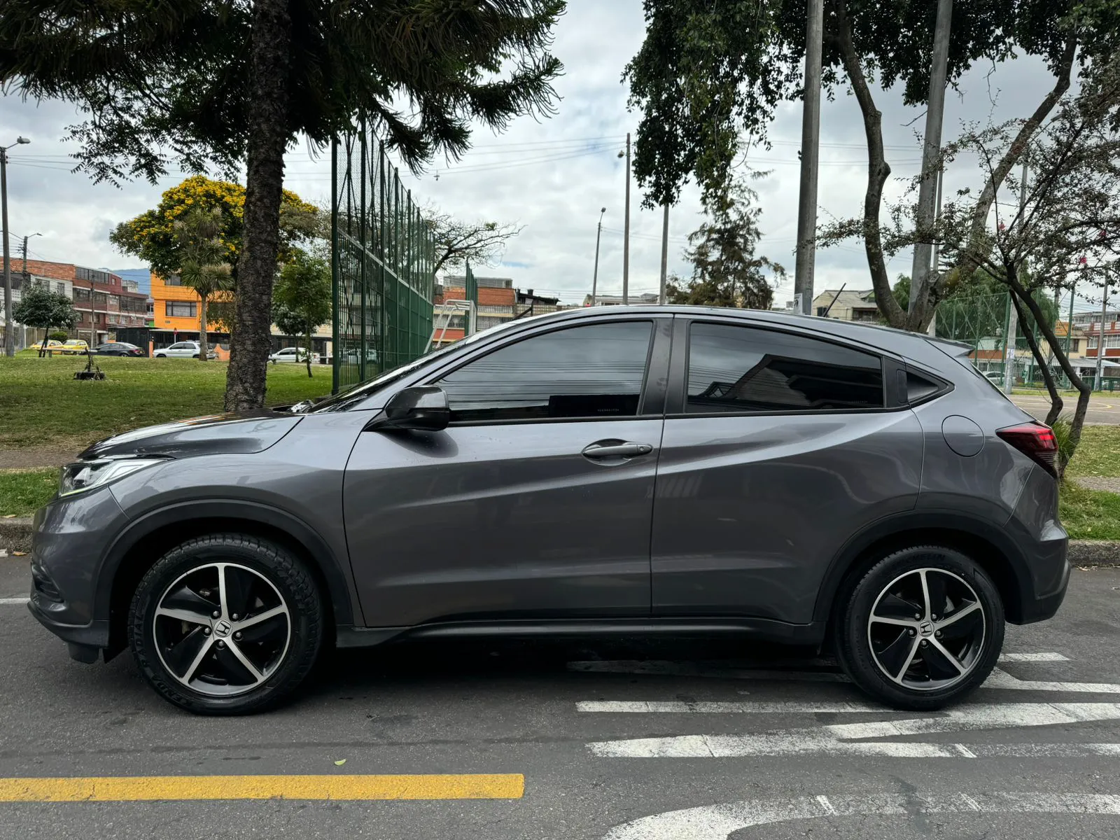 HONDA HRV [FL] LX 2020