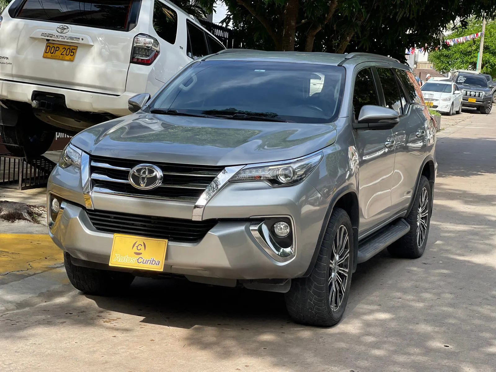 TOYOTA FORTUNER 2020