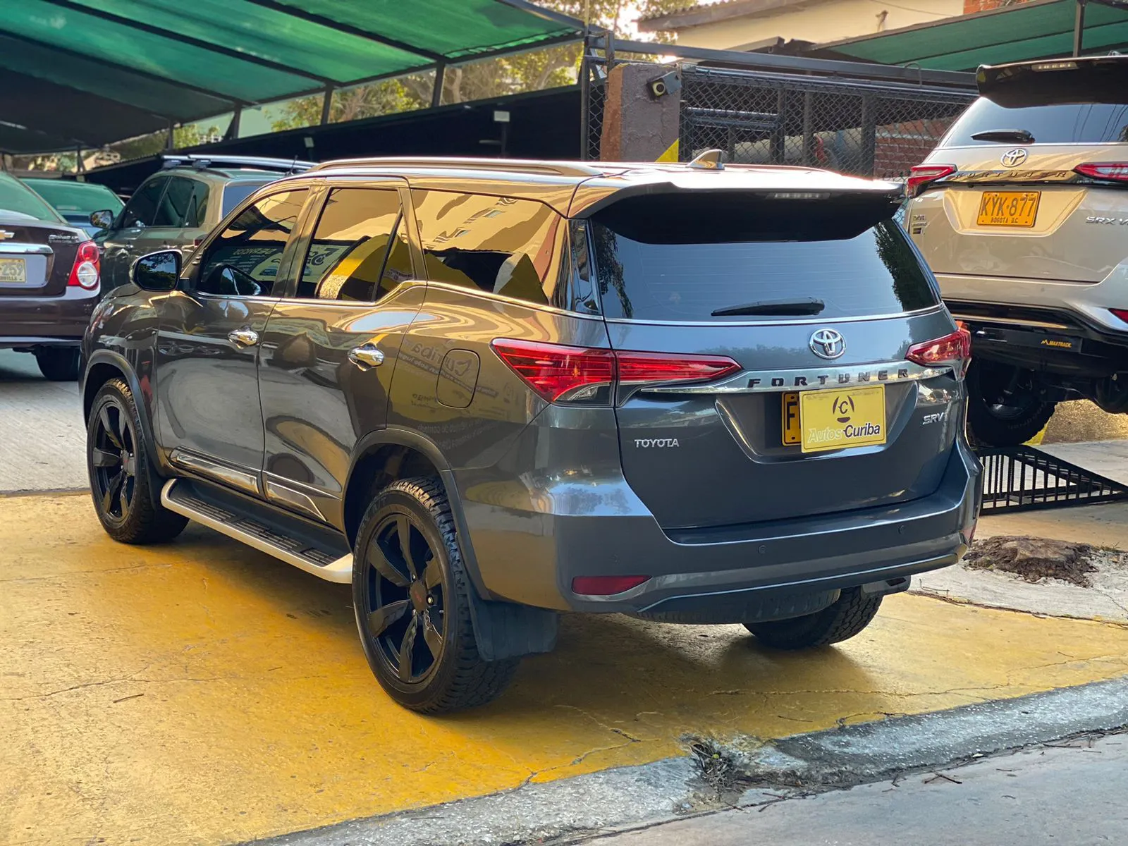 TOYOTA FORTUNER 2019