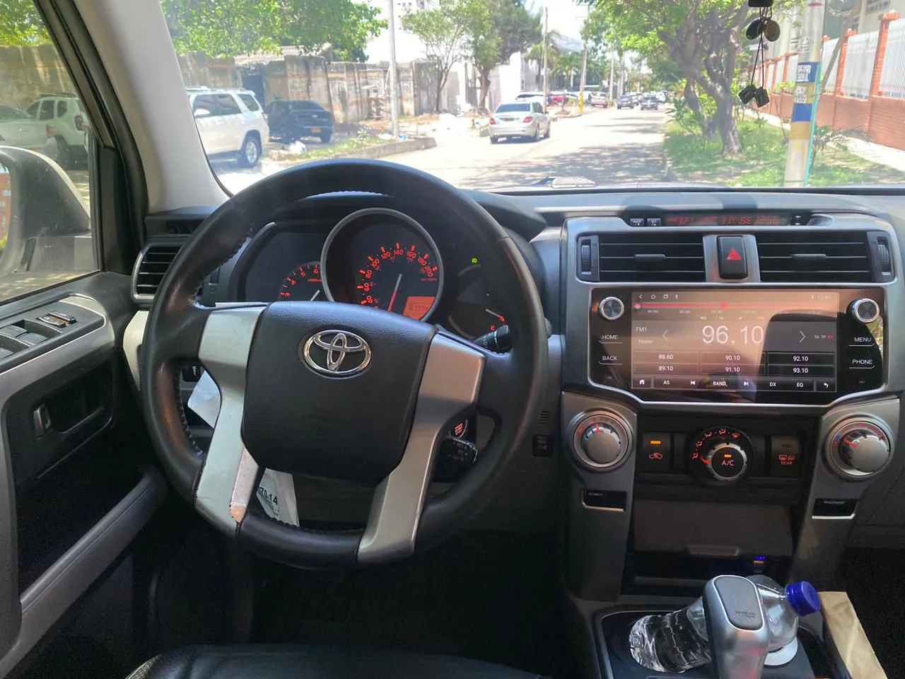 TOYOTA 4RUNNER 2012