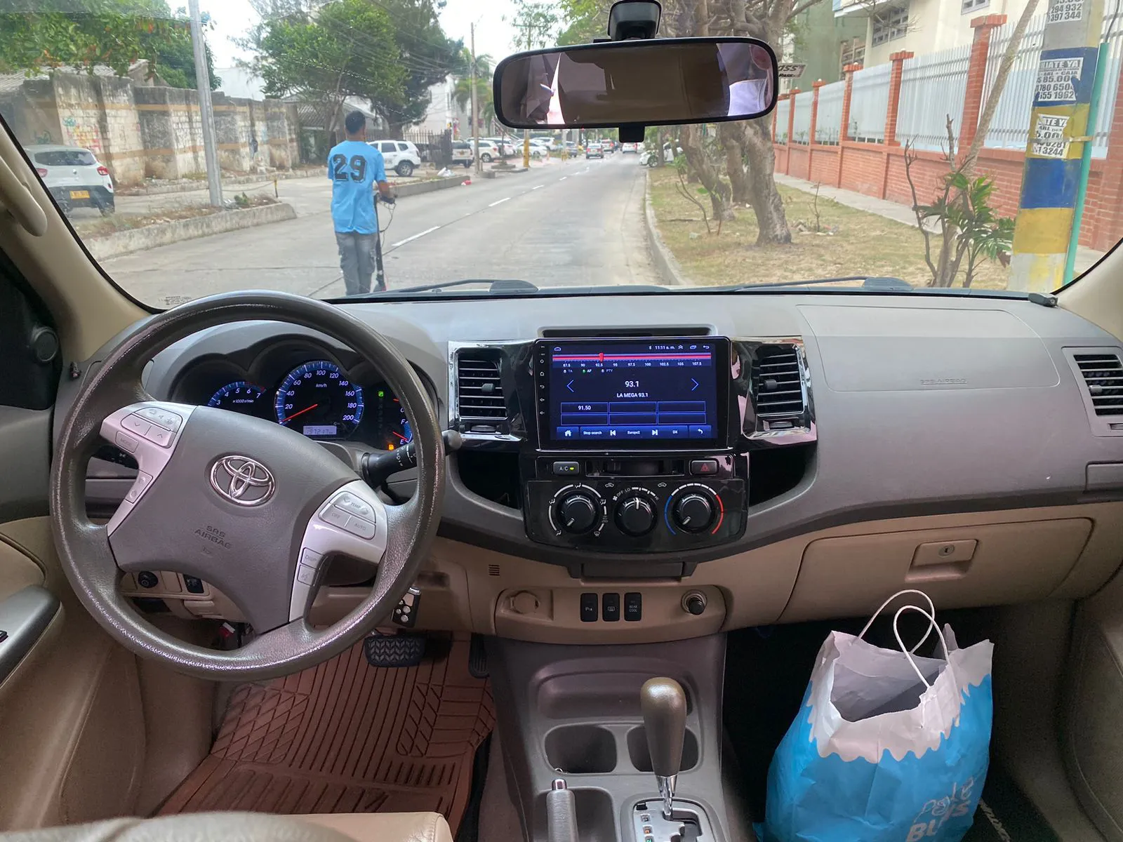 TOYOTA FORTUNER 2013