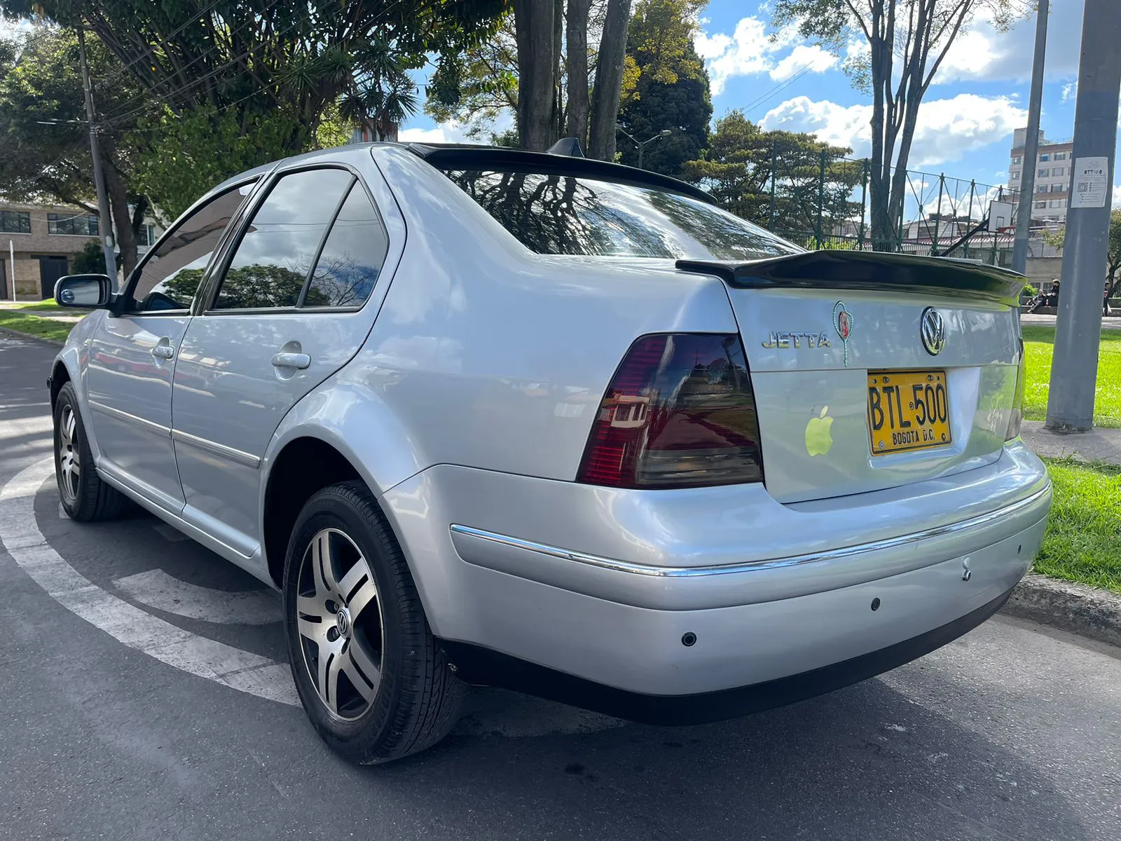 VOLKSWAGEN JETTA [4] TRENDLINE 2006