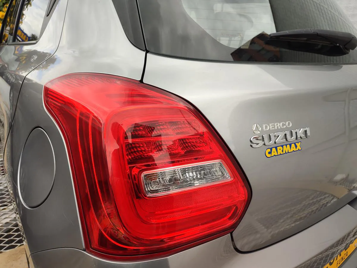 SUZUKI SWIFT HYBRID 2023