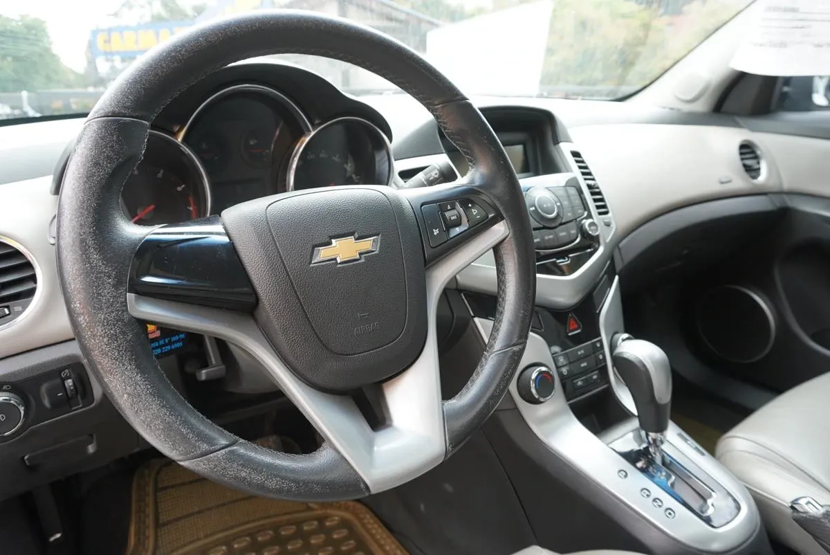 CHEVROLET CRUZE 2012