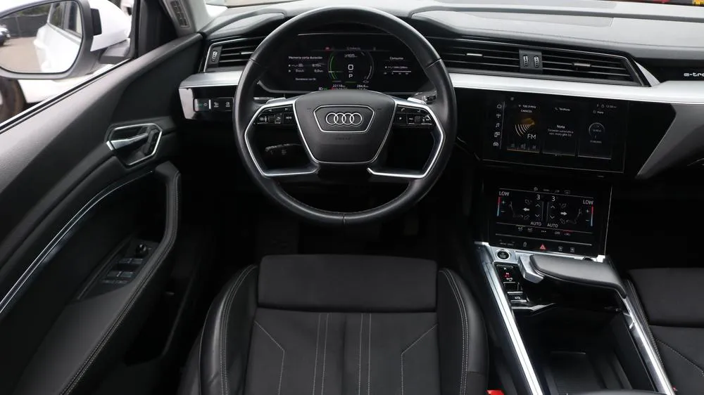 AUDI Q8 E-TRON 55 QUATTRO PRESTIGE 2024