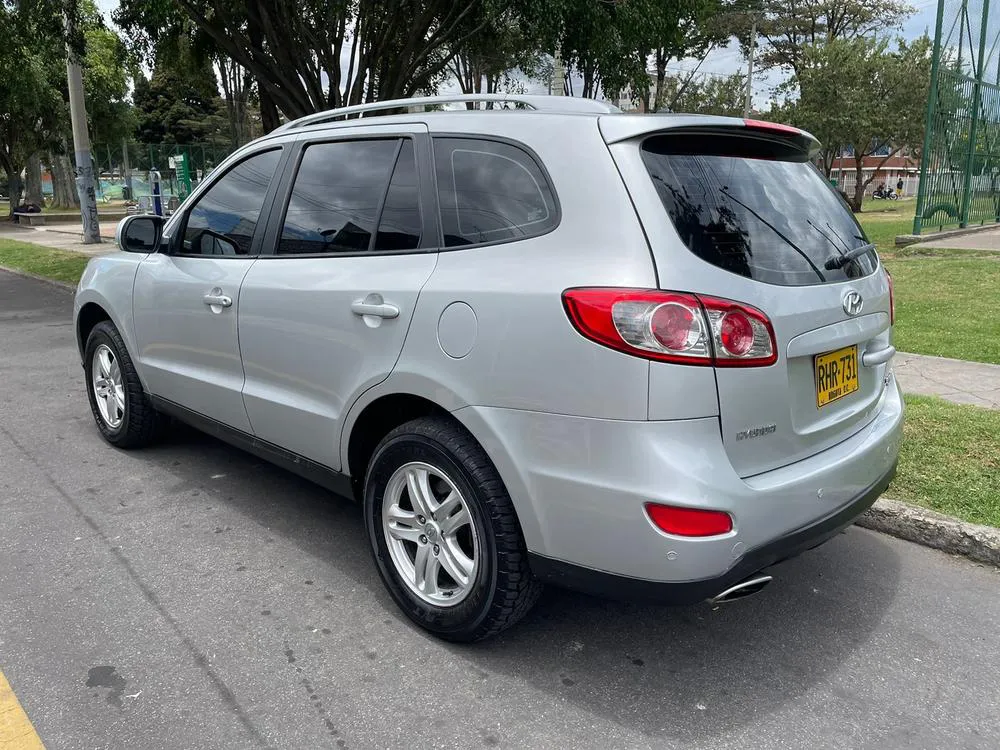 HYUNDAI SANTA FE [2] [FL] GL 2012