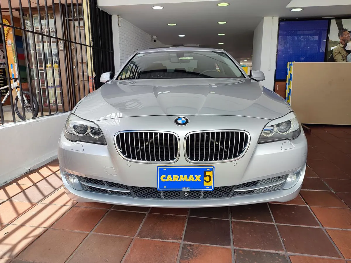 BMW 520 i 2013