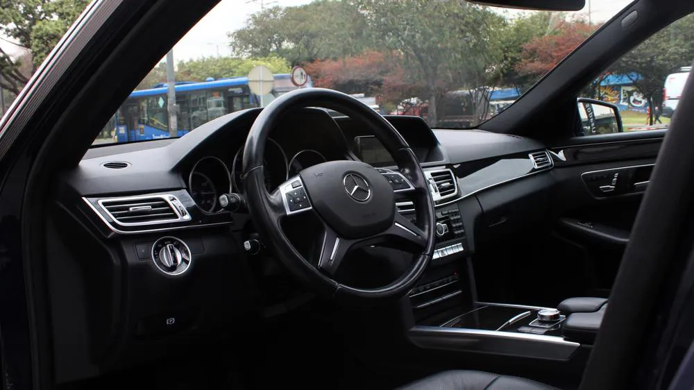 MERCEDES BENZ E 250 [W212] [FL] CGI 2015