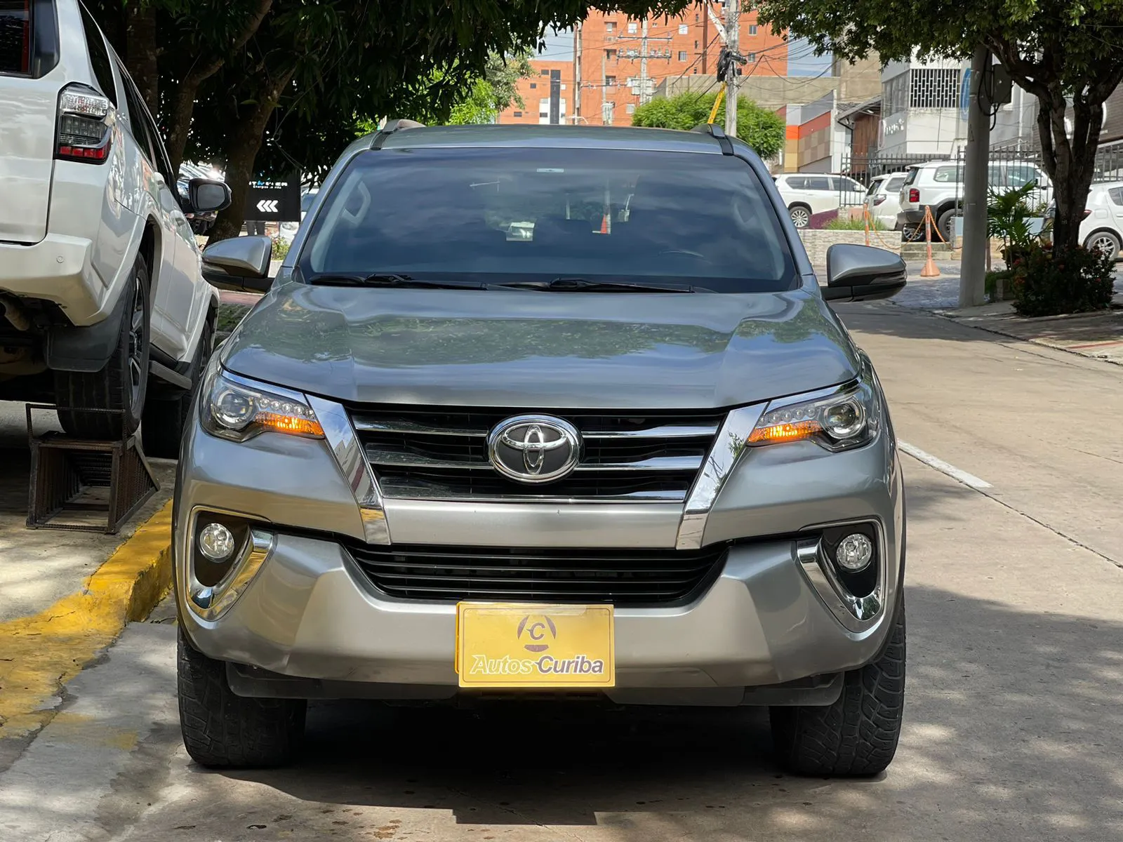 TOYOTA FORTUNER 2020