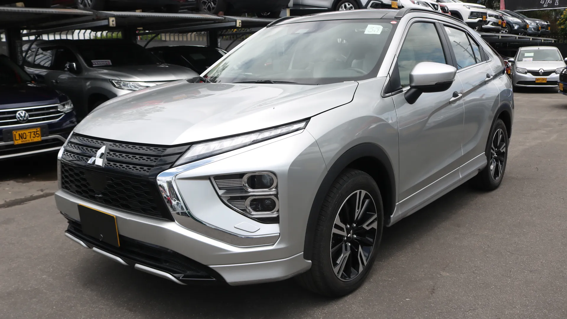 MITSUBISHI ECLIPSE CROSS FULL 2023