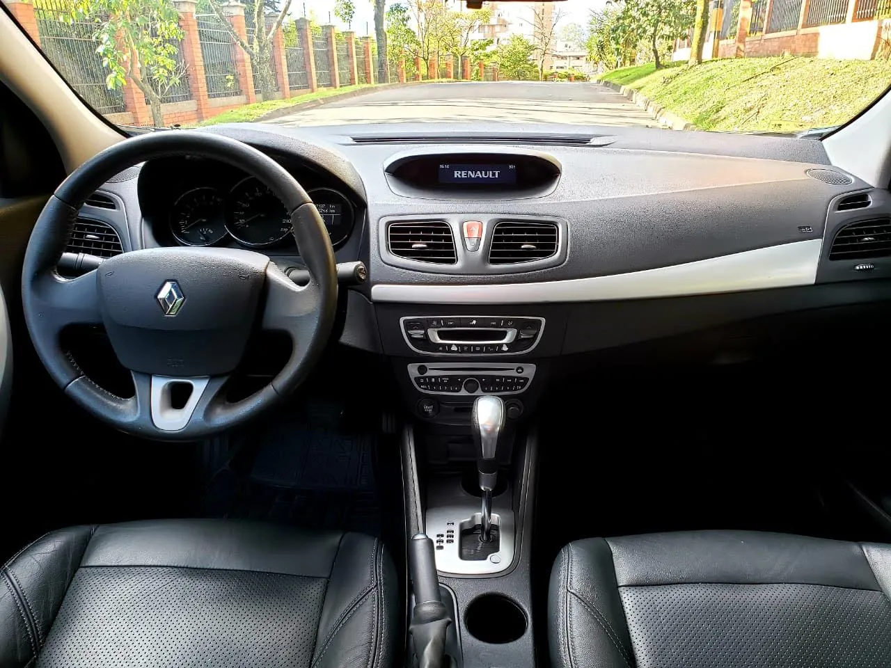 RENAULT FLUENCE PRIVILEGE 2012