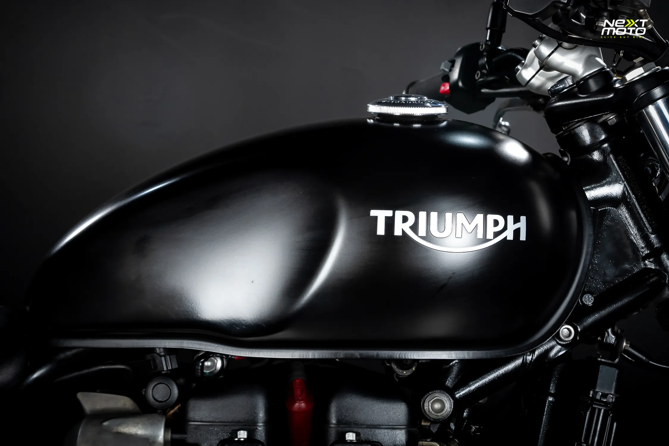 TRIUMPH STREET TWIN 2017