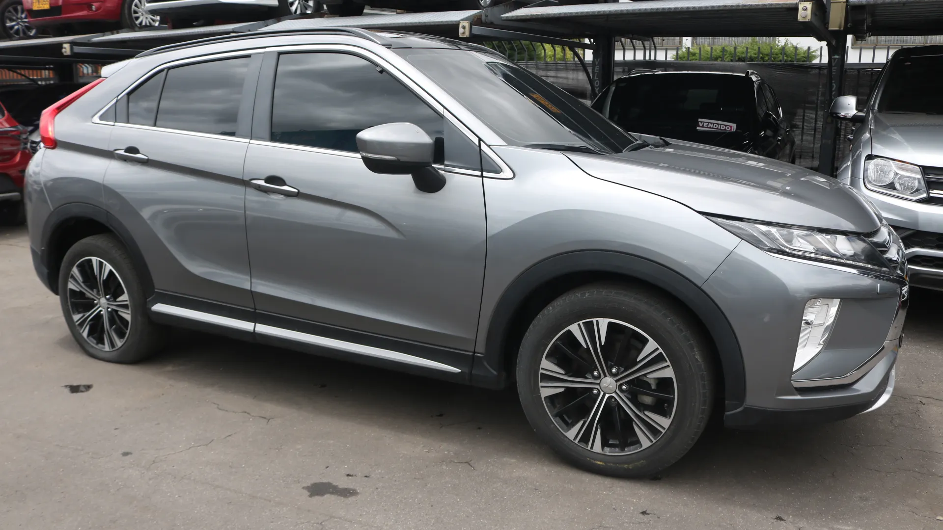 MITSUBISHI ECLIPSE CROSS FULL 2020