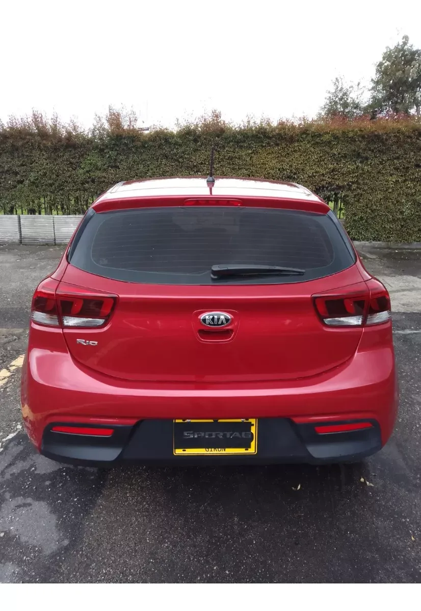 KIA RIO VIBRANT 2020