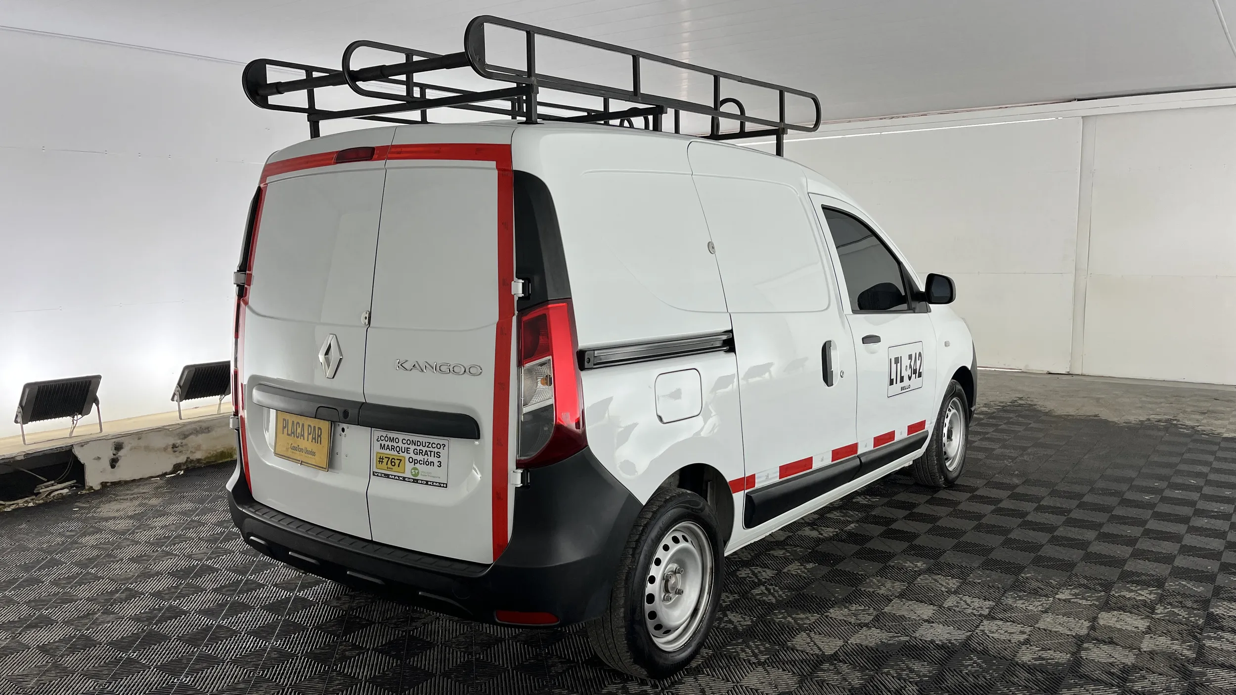 RENAULT KANGOO EXPRESS 2023