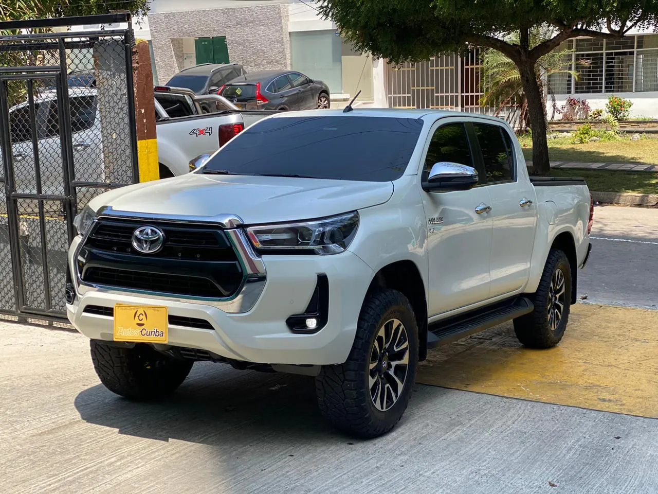 TOYOTA HILUX 2021