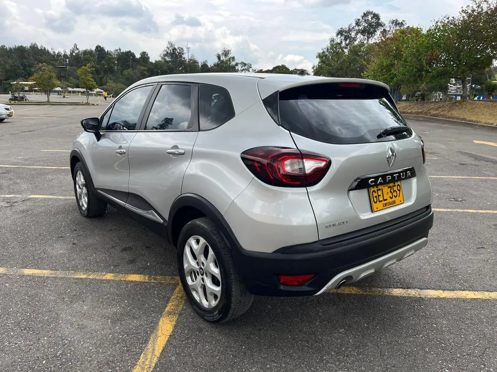 RENAULT CAPTUR ZEN 2020