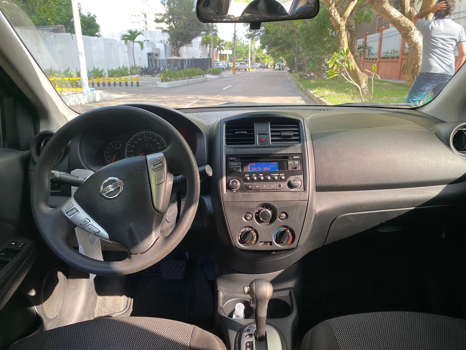 NISSAN VERSA 2015