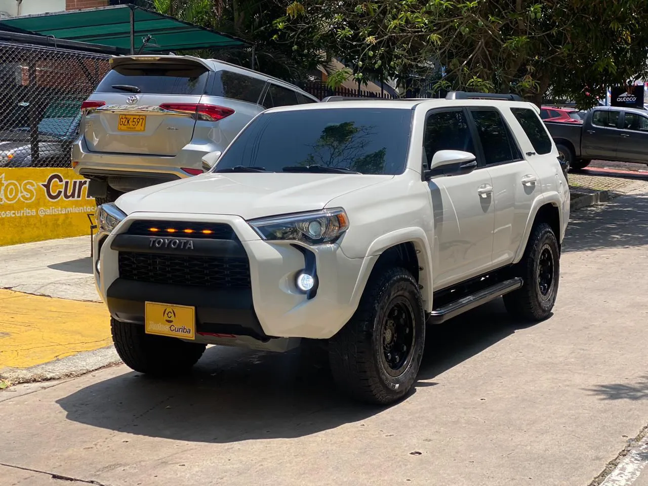 TOYOTA 4RUNNER 2012