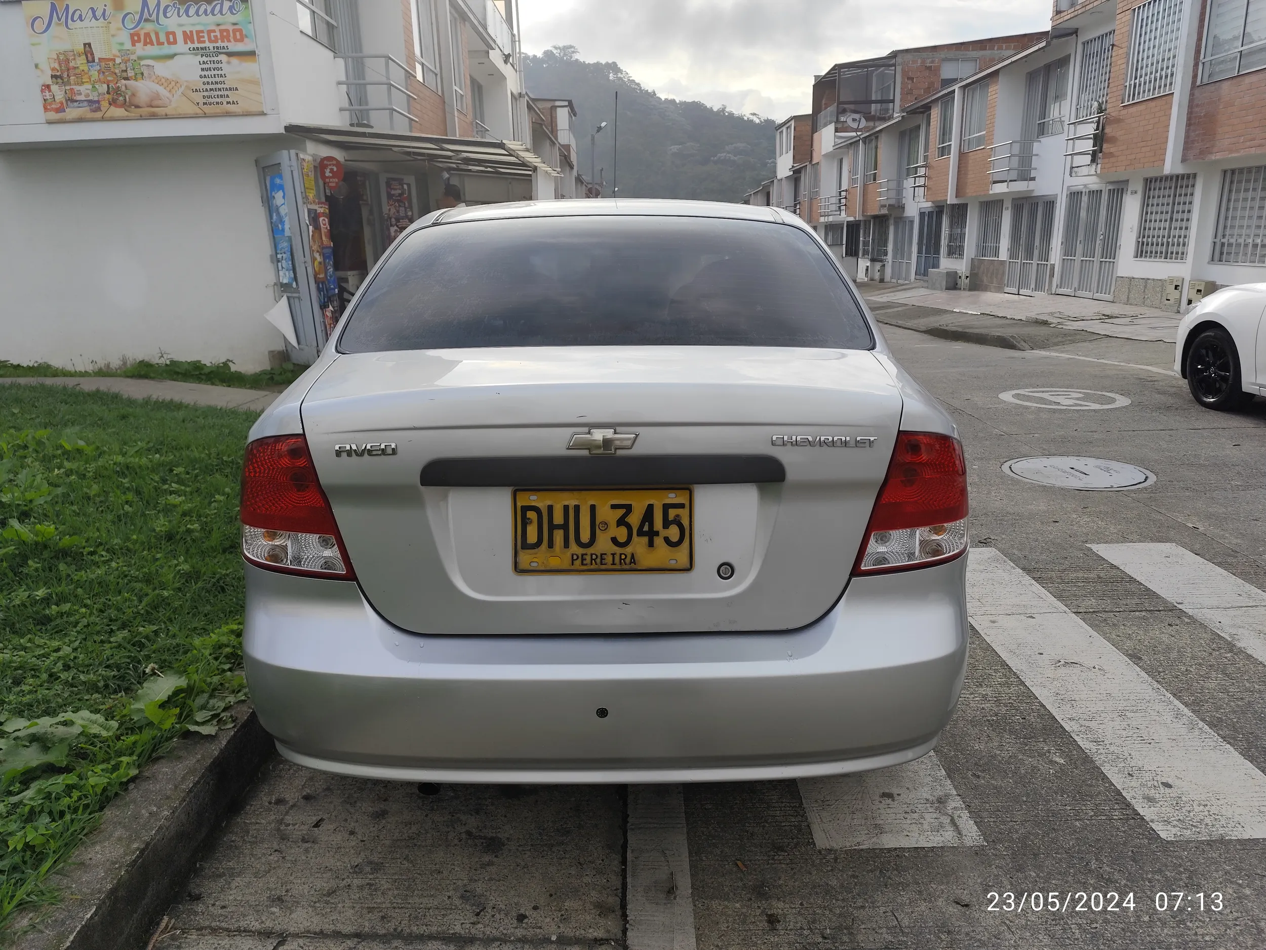 CHEVROLET AVEO 2013