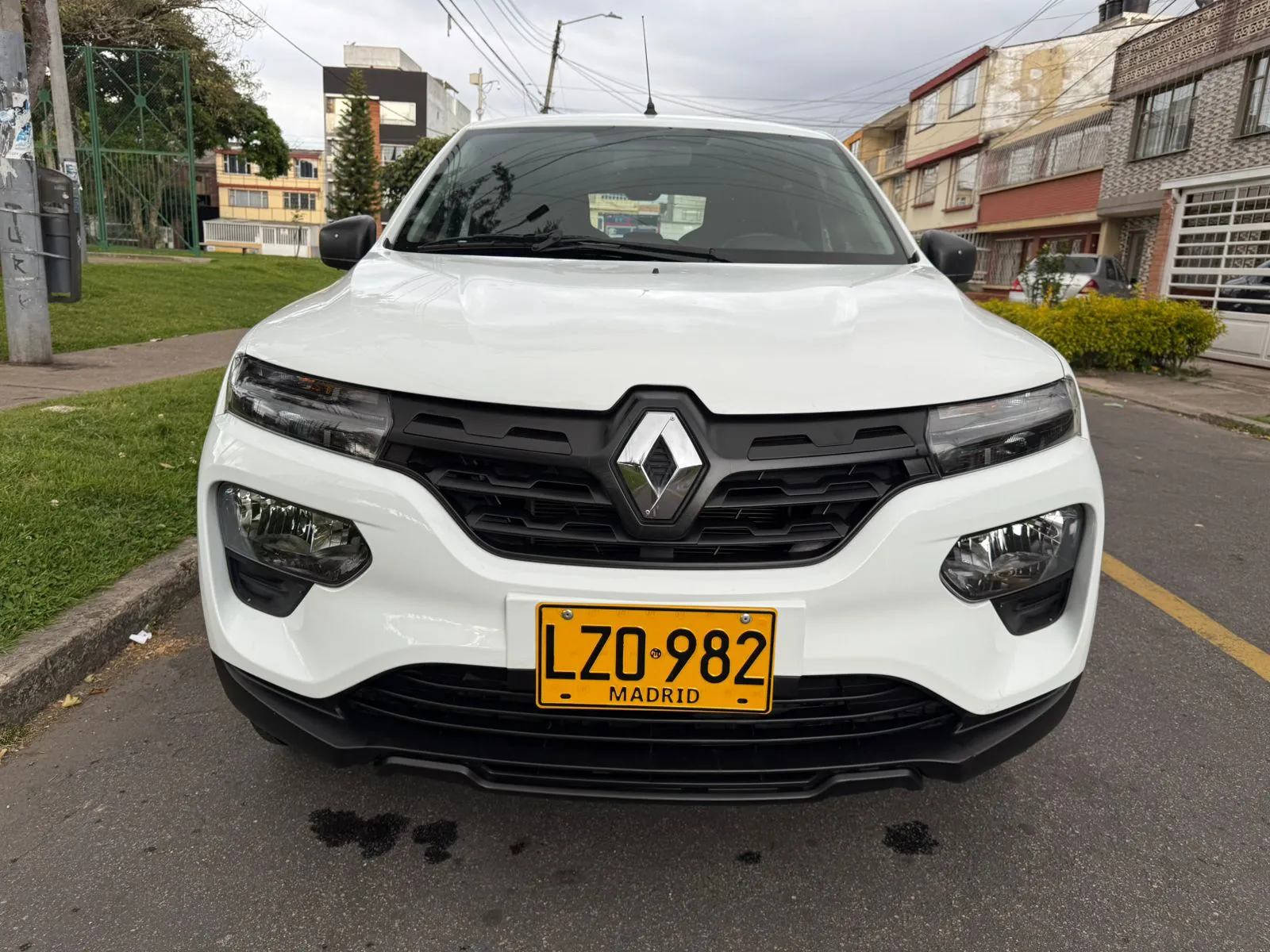 RENAULT KWID 2024